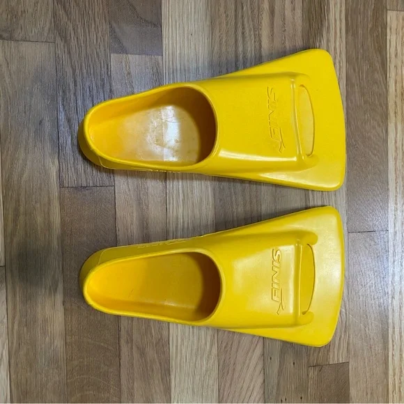 FINIS Zoomers Gold Swim Training Fins - Picture 11 of 11